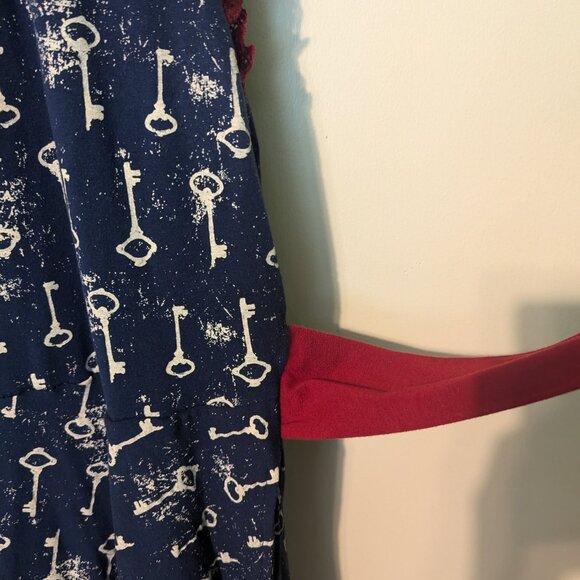 Effie's Heart dress size 3x - key pattern - Picture 5 of 10